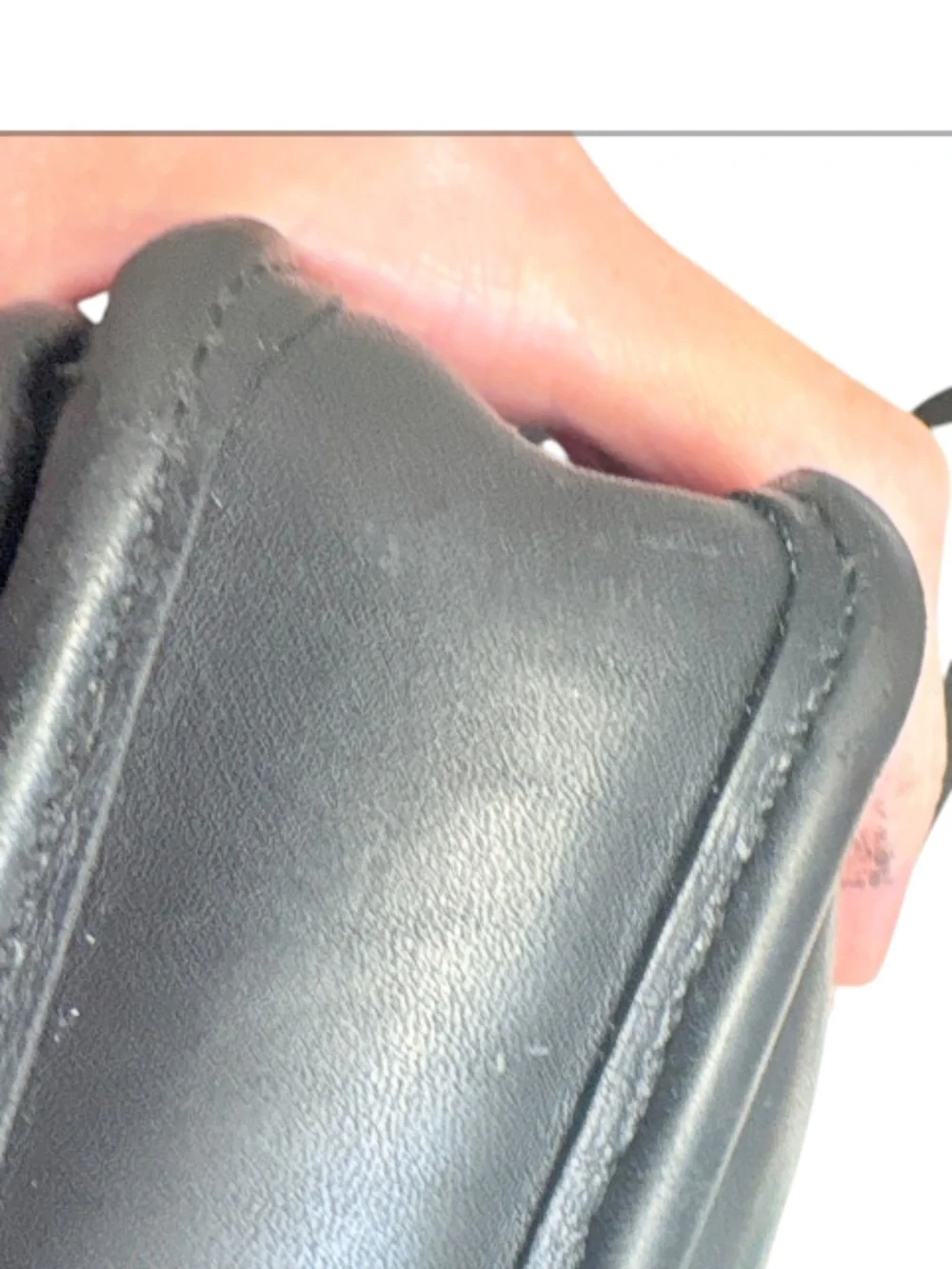 Coach #5130 vintage black leather station bag